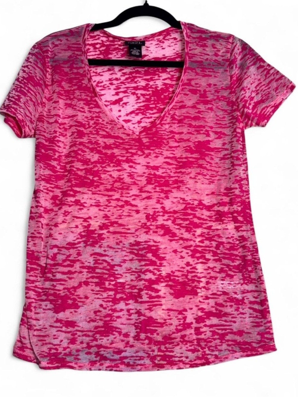 Rue21 Pink Sheer Marbled V-Neck Short Sleeve Tee - Picture 1 of 3